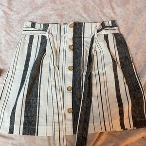 Only worn once! Beautiful striped skirt for Fall
